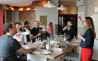 Hosting a Memorable Wine Tasting: A Guide for Enthusiasts